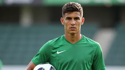 Forest Green secure Reading defender Kelvin Abrefa on a short-term loan to provide cover in a position the manager...